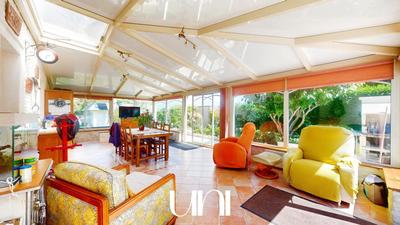 Maison de maîtres - 367 m² - 12 pièces