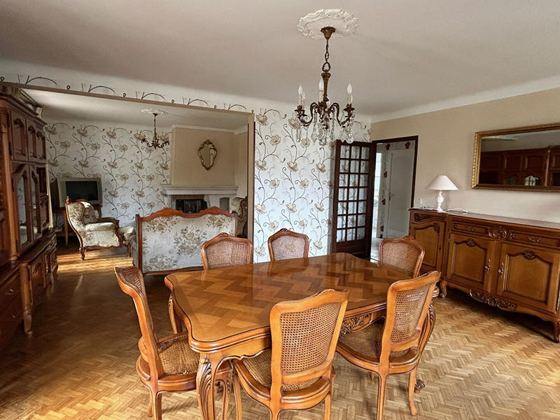 Maison - 150 m² - 7 pièces