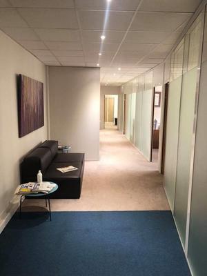 Local d'activités - 218 m²