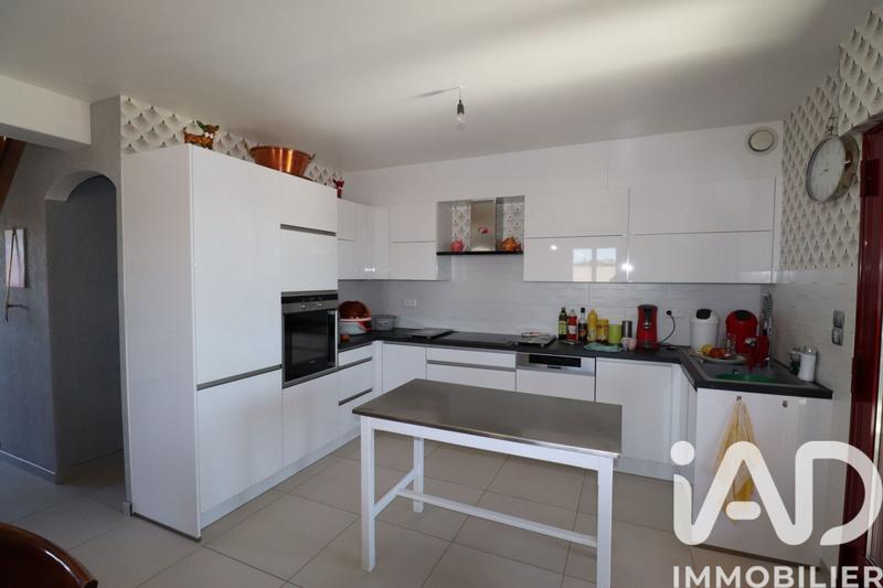 Maison - 121 m² - 5 pièces