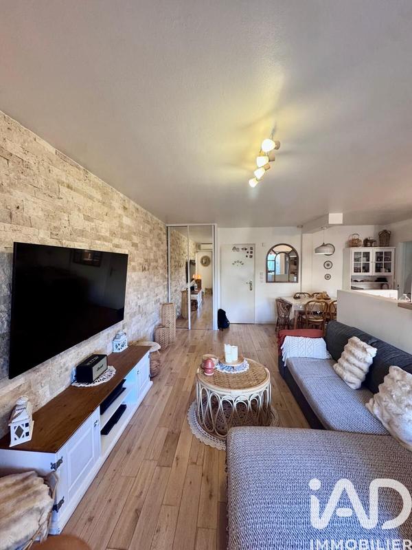 Appartement - 80 m² - 4 pièces