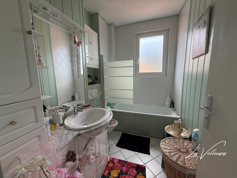 Appartement - 91 m² - 4 pièces