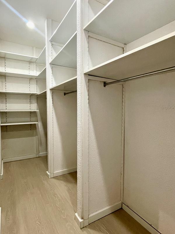 Appartement - 140 m² - 5 pièces