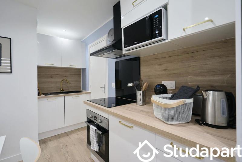 Chambre - 10 m² - 1 pièce