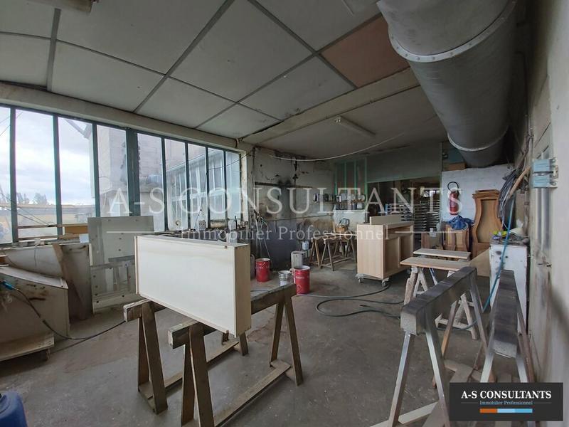 Local d'activité / Entrepôt - 1 000 m²