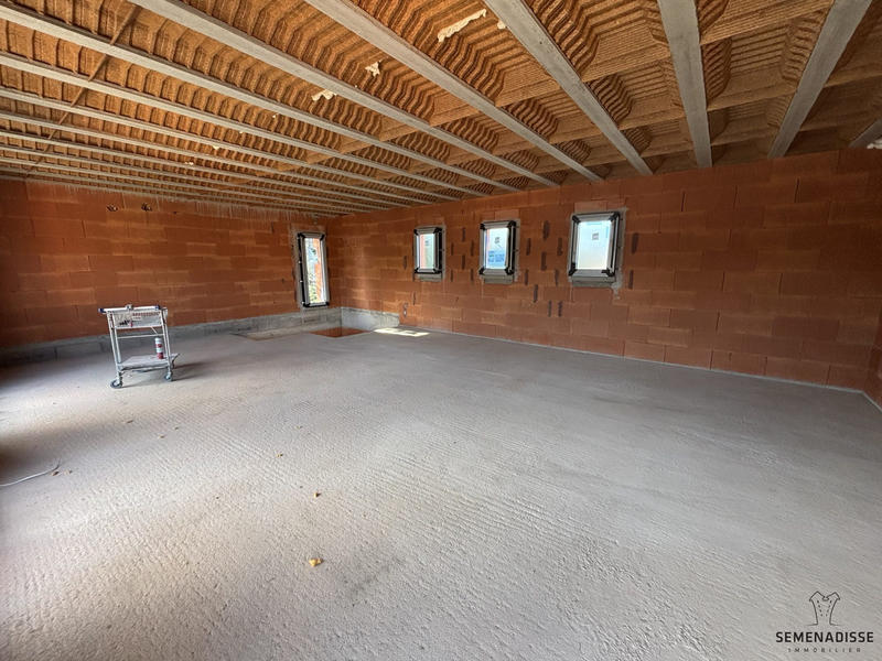 Villa - 183 m² - 6 pièces