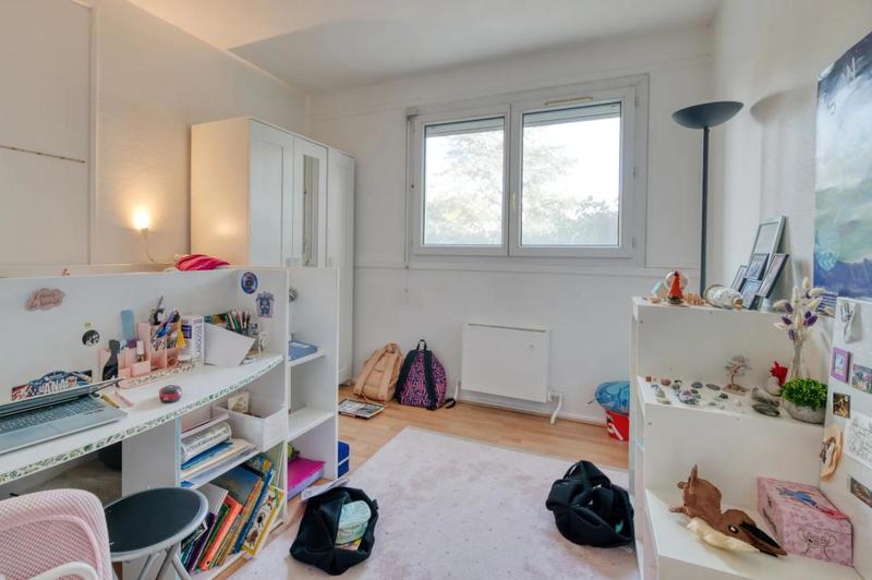 Appartement - 86 m² - 4 pièces