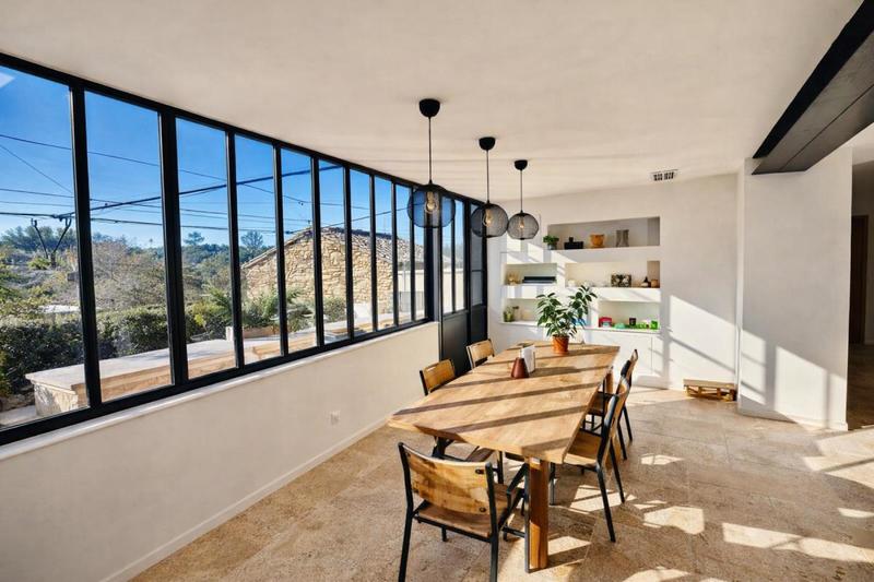 Villa - 182 m² - 8 pièces