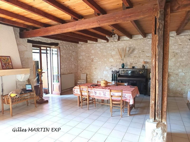 Maison ancienne - 271 m² - 10 pièces
