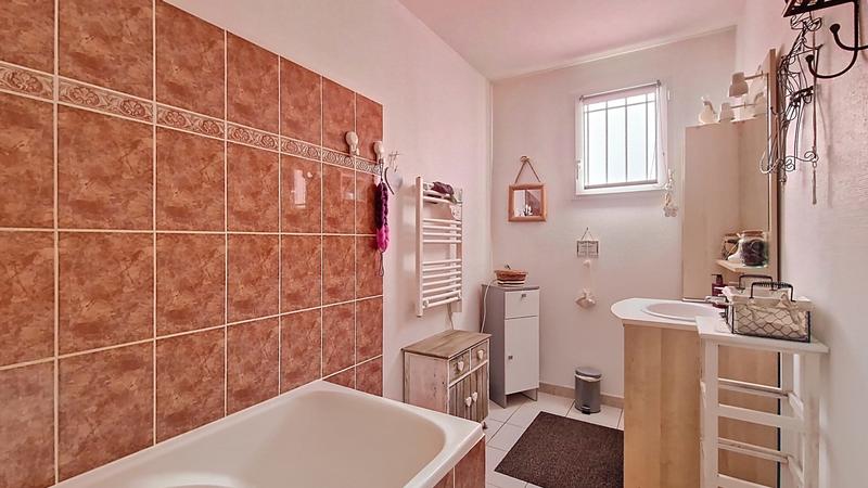 Maison - 94 m² - 4 pièces