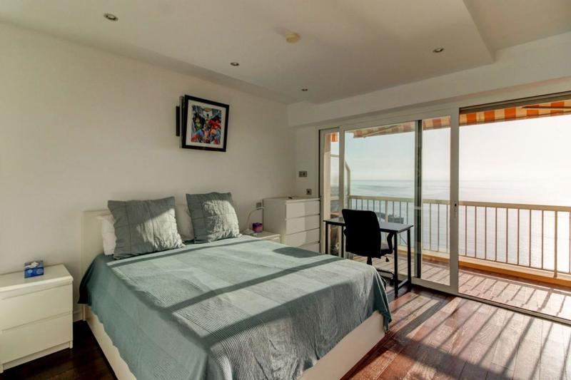 Penthouse - 115 m² - 4 pièces