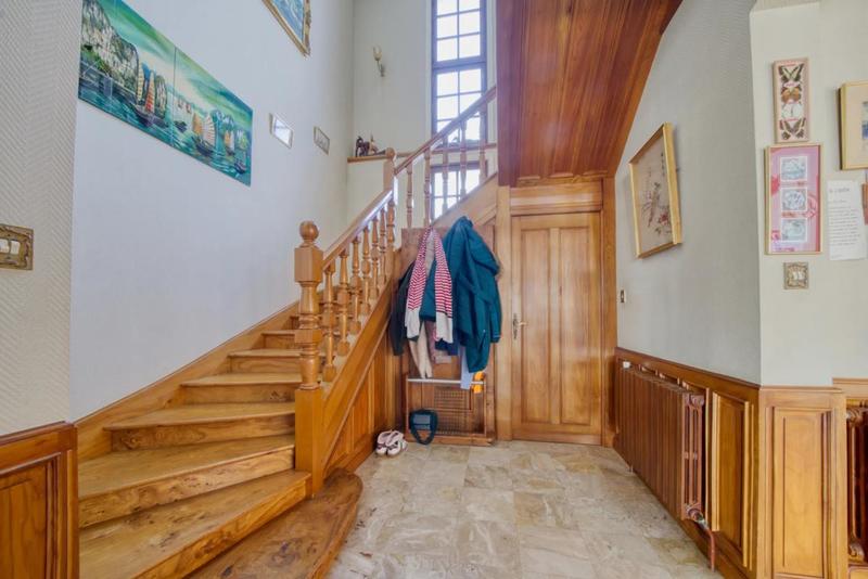 Propriété - 600 m² - 11 pièces