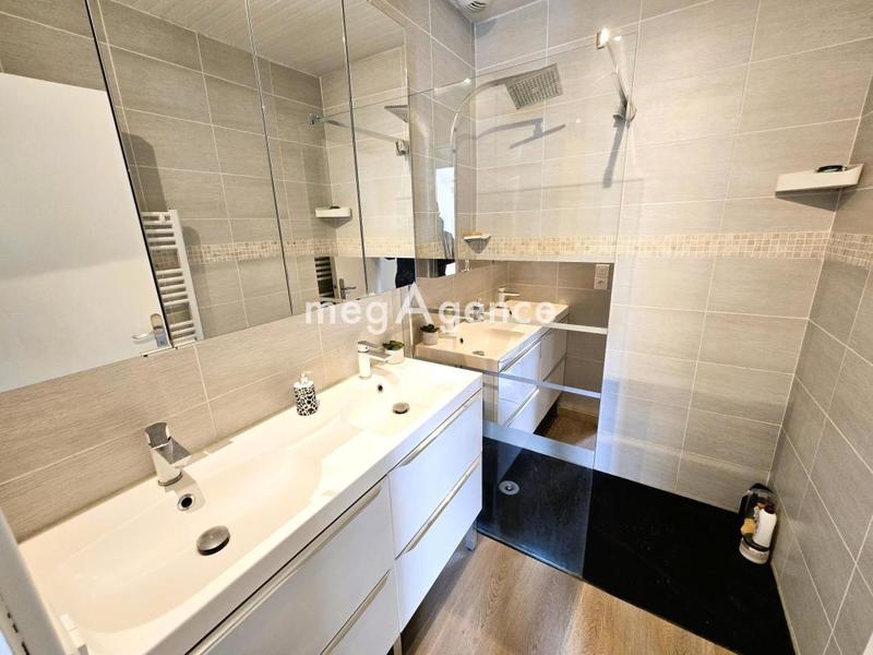 Maison - 104 m² - 5 pièces