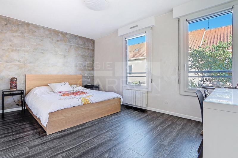 Appartement - 178 m² - 7 pièces