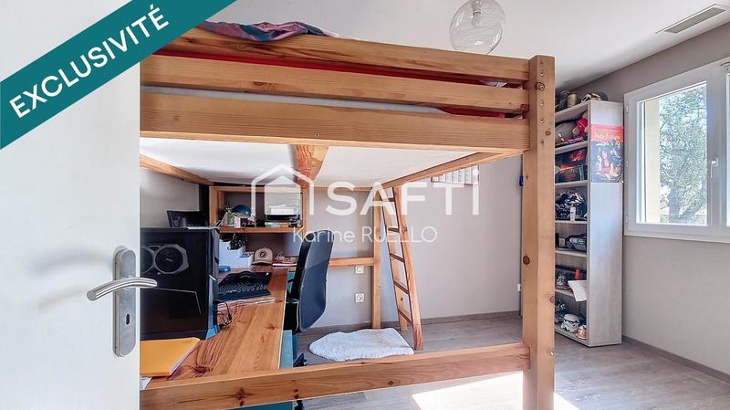 Maison - 212 m² - 5 pièces