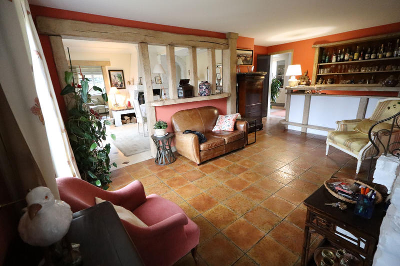 Maison - 154 m² - 7 pièces