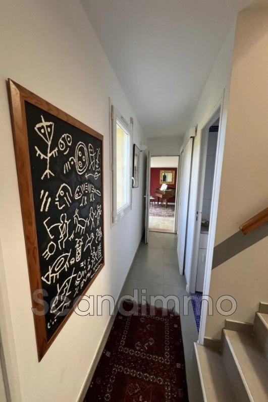 Villa - 161 m² - 6 pièces