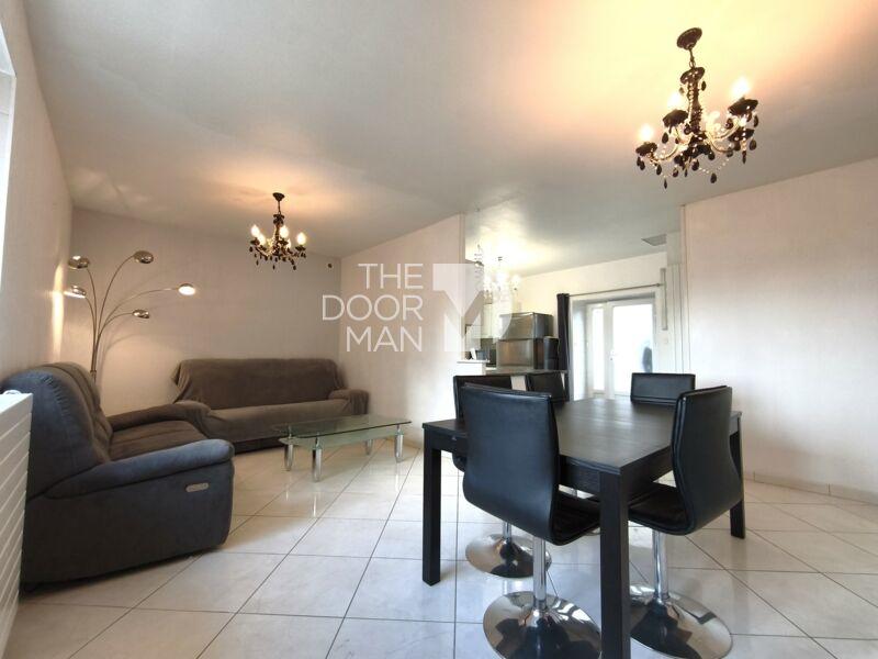 Propriété - 300 m² - 17 pièces