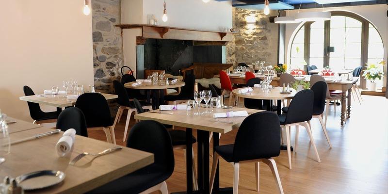 Fonds de commerce - 1 800 m²