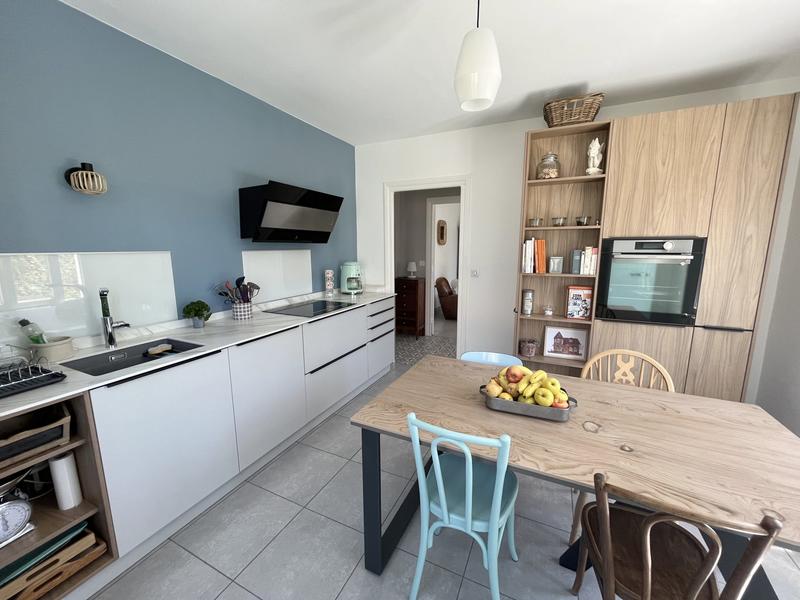 Maison - 115 m² - 8 pièces