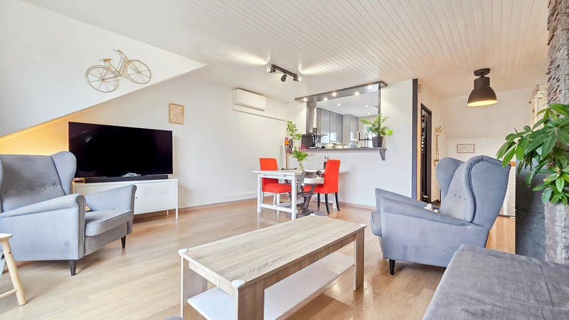 Appartement - 103 m² - 4 pièces