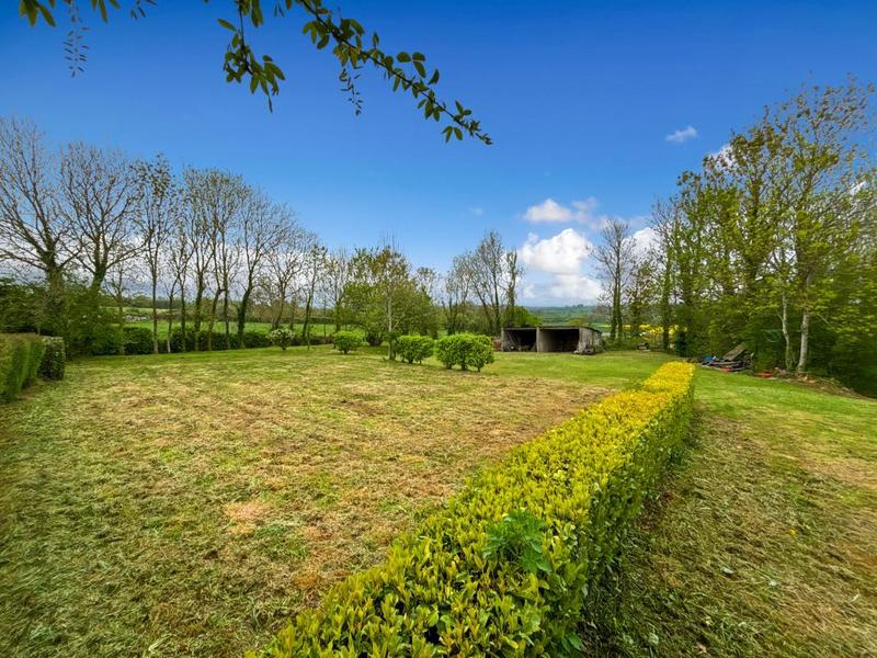 Maison - 215 m² - 6 pièces