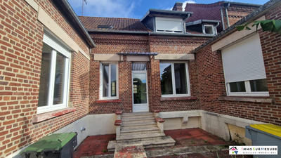 Maison - 140 m² - 9 pièces