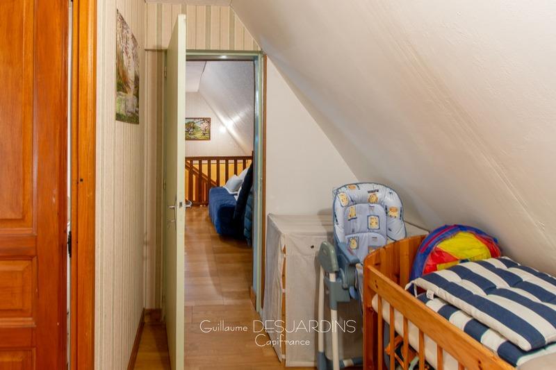 Maison traditionnelle - 136 m² - 6 pièces