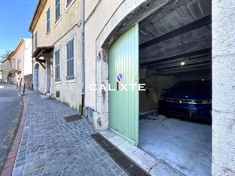 Appartement - 83 m² - 4 pièces