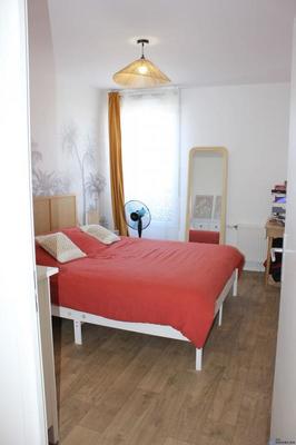 Maison jumelée - 81 m² - 4 pièces