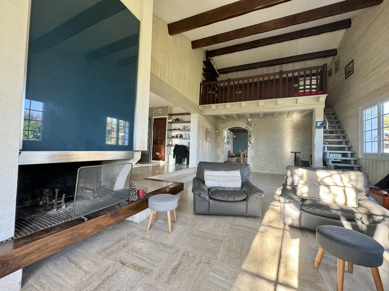 Maison - 178 m² - 7 pièces