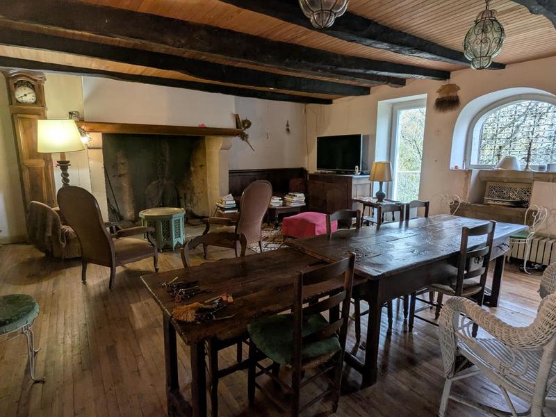 Maison - 220 m² - 10 pièces