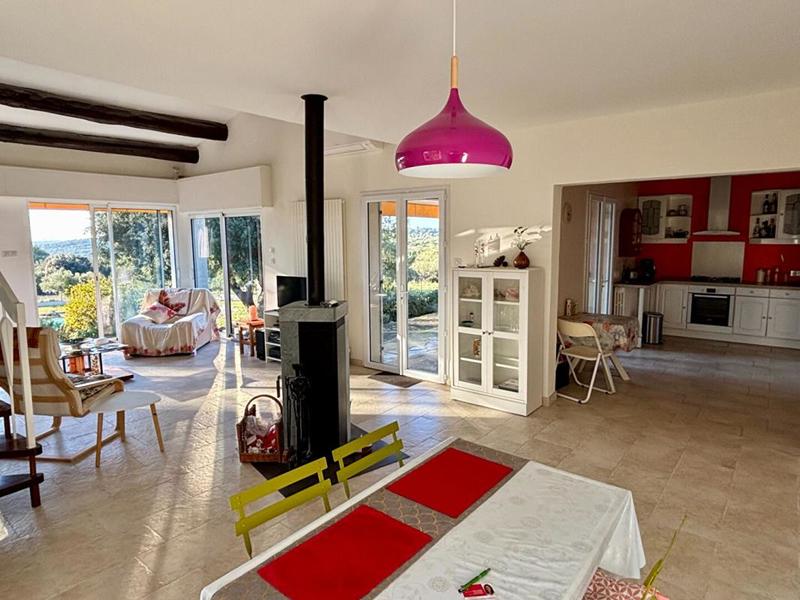 Villa - 155 m² - 5 pièces