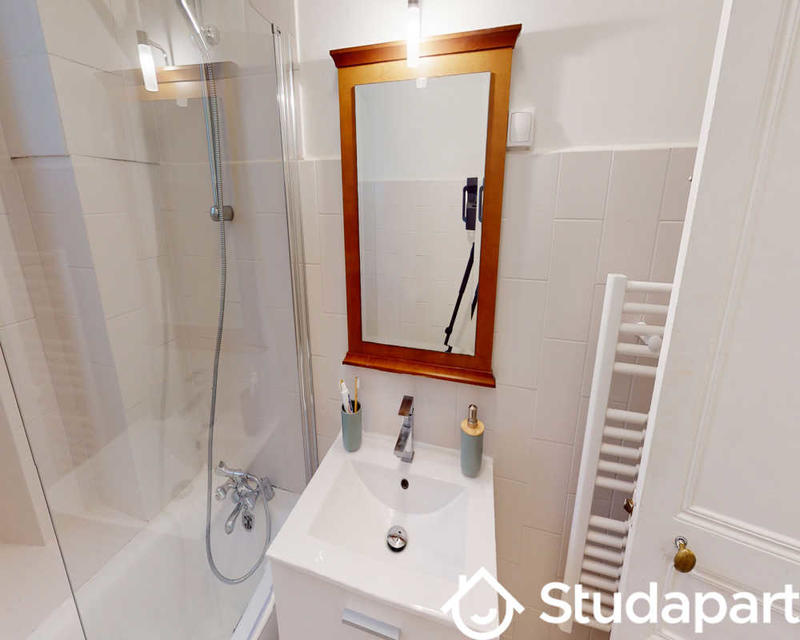 Chambre - 160 m² - 1 pièce