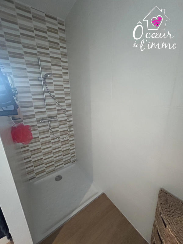 Maison contemporaine - 150 m² - 8 pièces