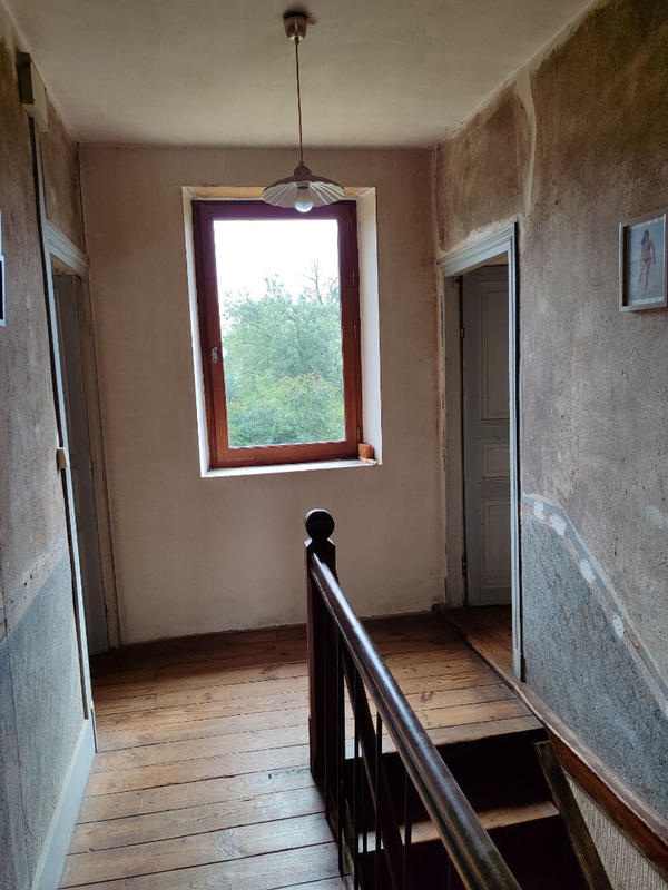 Maison - 93 m² - 5 pièces