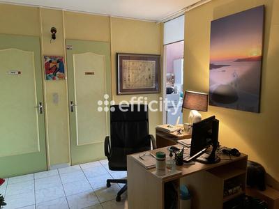 Appartement ancien - 72 m² - 4 pièces