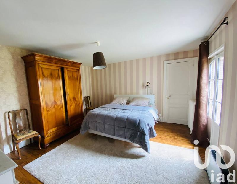 Maison - 228 m² - 5 pièces