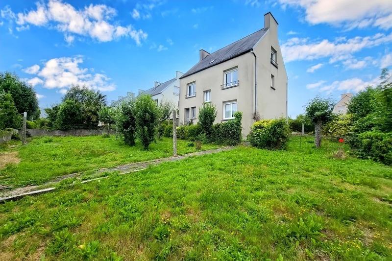 Maison - 124 m² - 8 pièces