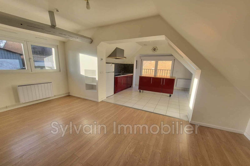 Maison - 235 m² - 1 pièce