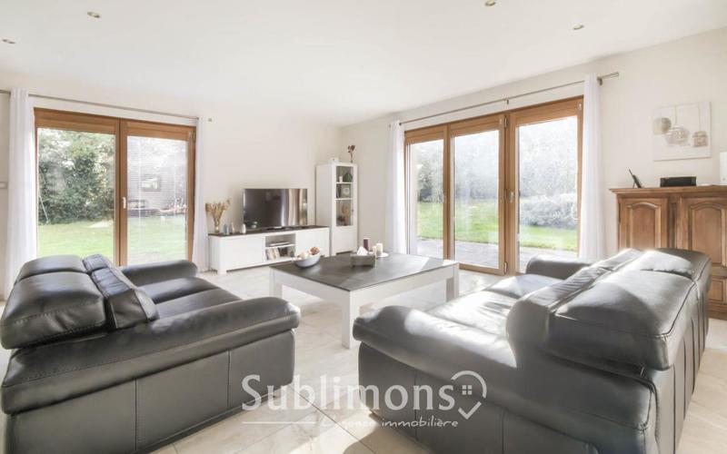 Maison - 189 m² - 6 pièces