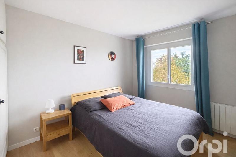 Appartement - 105 m² - 4 pièces