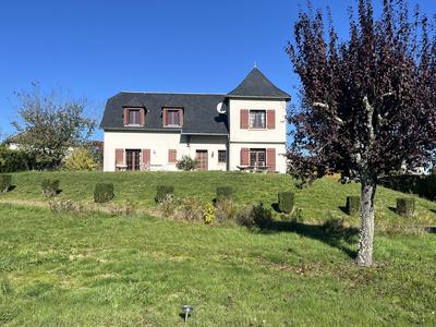 Maison - 127 m² - 4 pièces