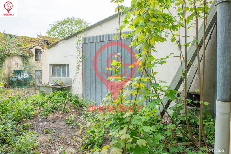 Maison - 300 m² - 6 pièces