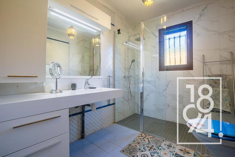 Maison - 125 m² - 6 pièces