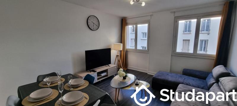 Chambre - 12 m² - 1 pièce