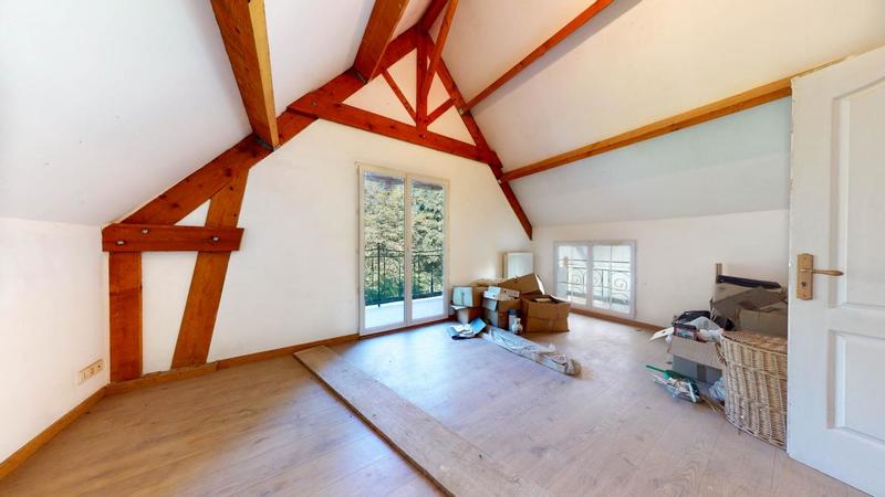 Maison - 170 m² - 7 pièces