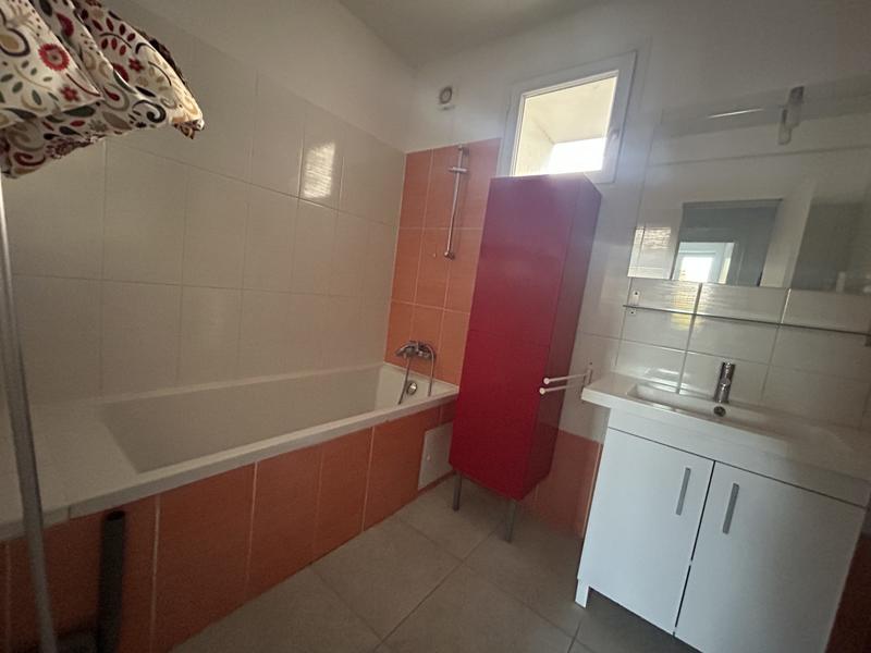 Maison - 90 m² - 6 pièces