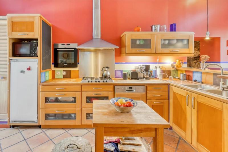 Maison - 220 m² - 10 pièces