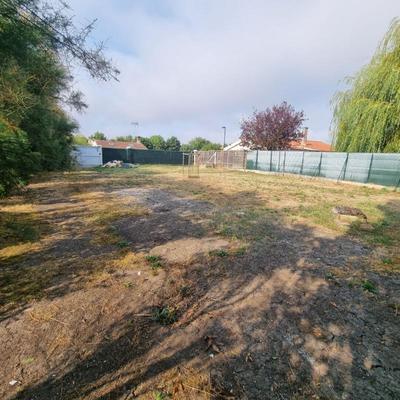 Terrain constructible - 353 m²